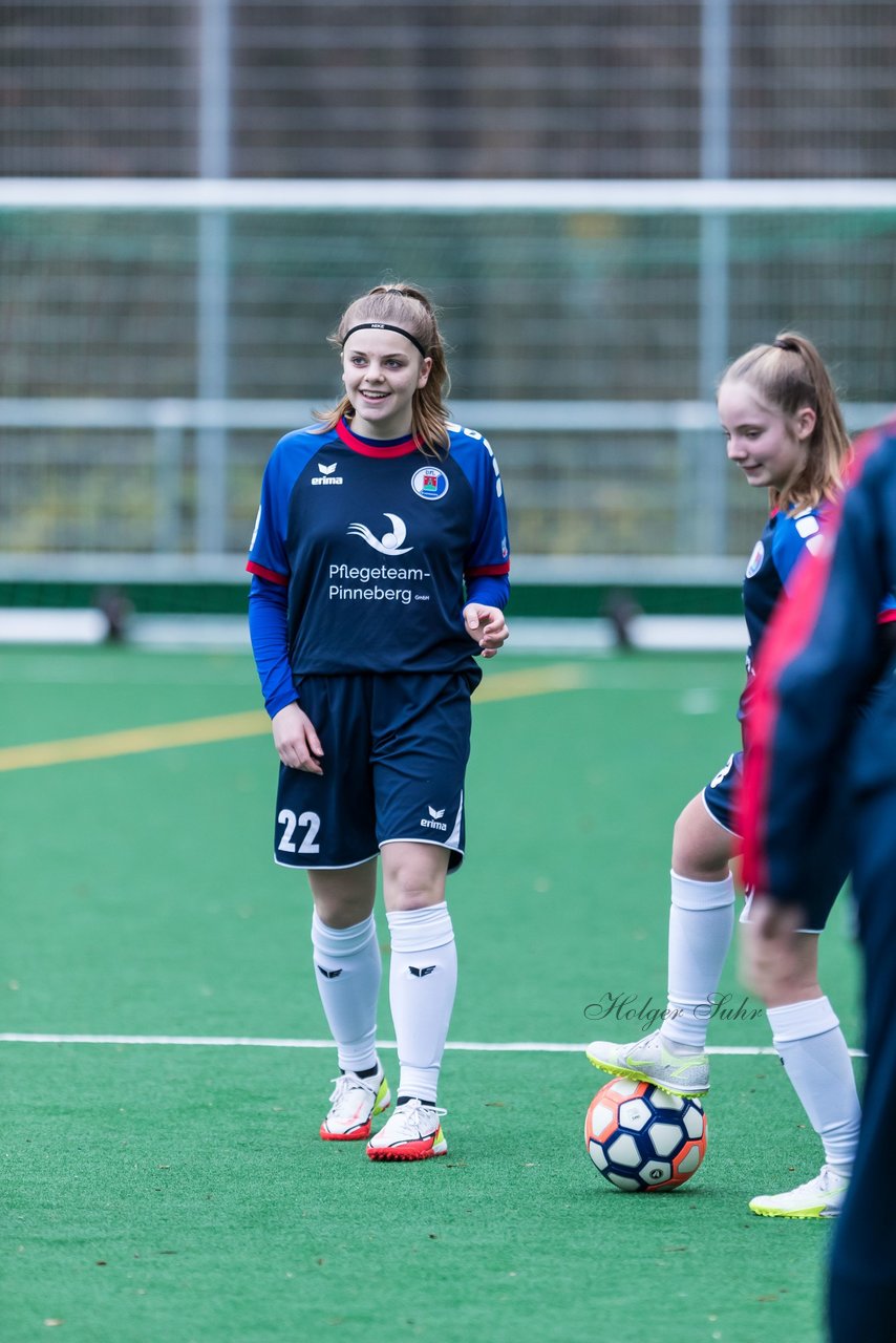 Bild 210 - wBJ VfL Pinneberg - St. Pauli : Ergebnis: 7:0 (Abbruch)